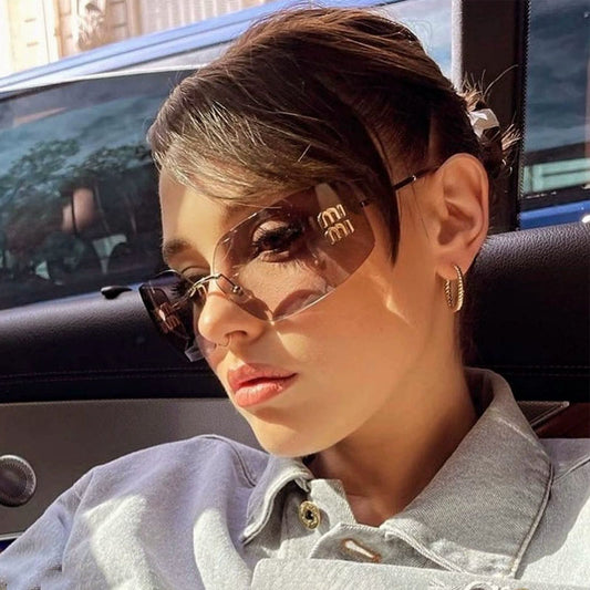 Fashion Wrap Around Frame Sunglasses