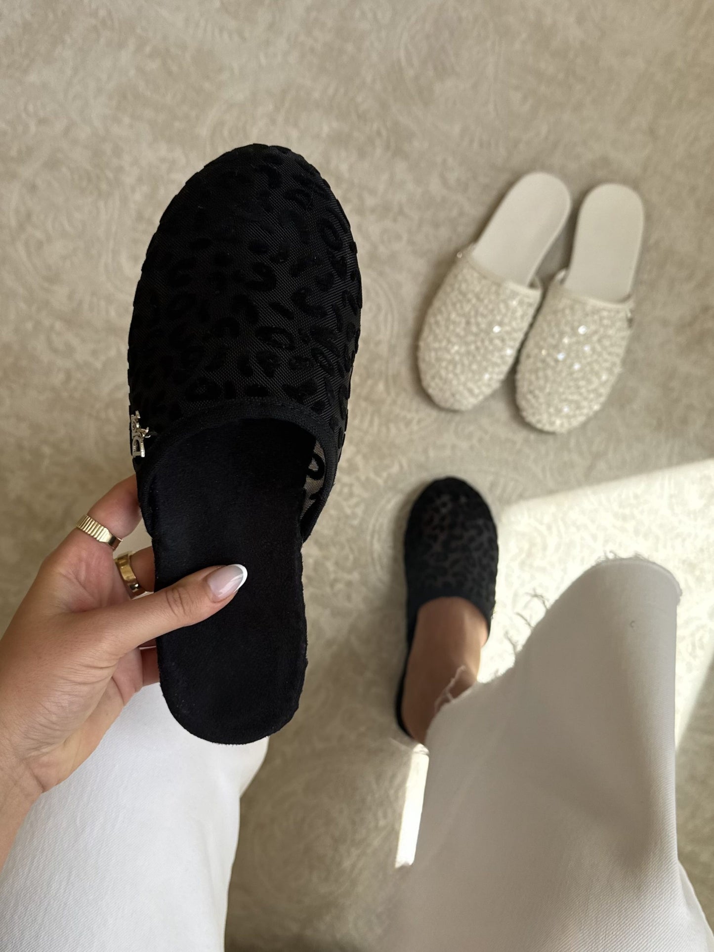 Mesh Rhinestone Flat Slippers