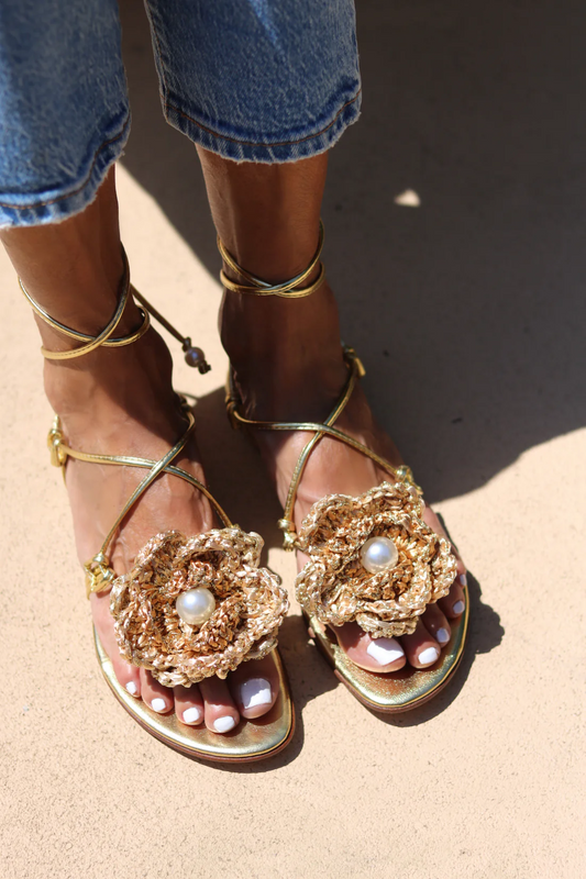 CROCHET FLOWER SANDALS