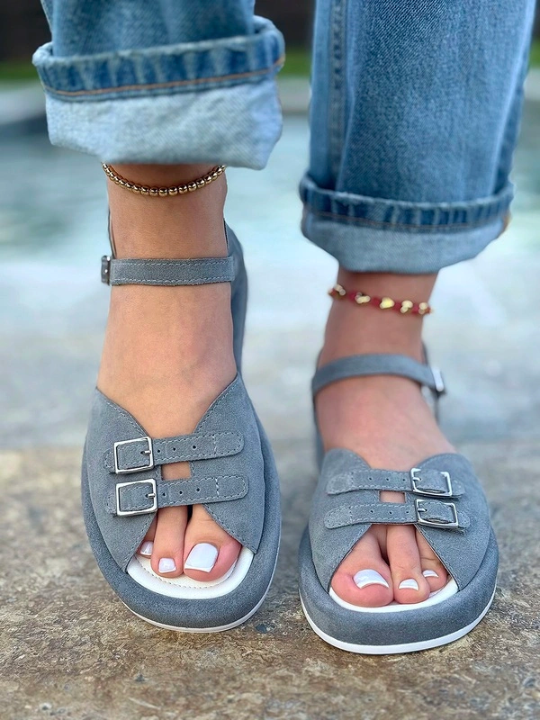 Casual All-Match Buckle Flat Sandals