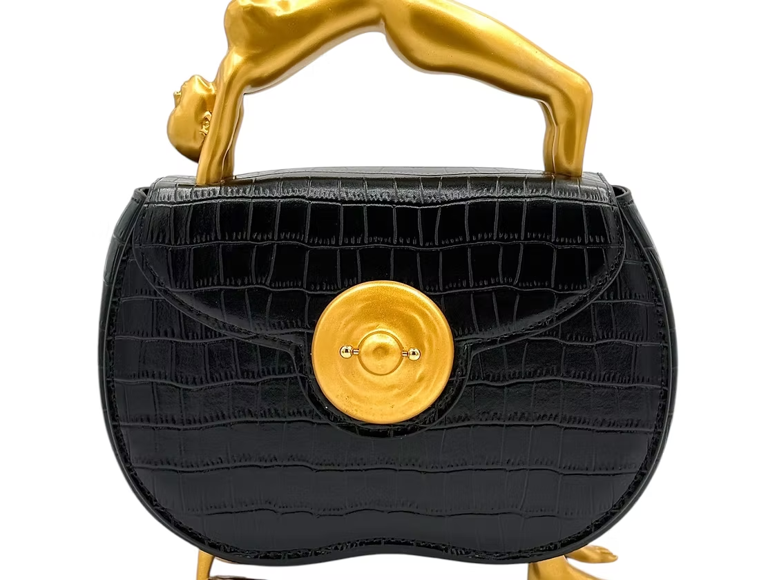 FREE WOMAN Handbag