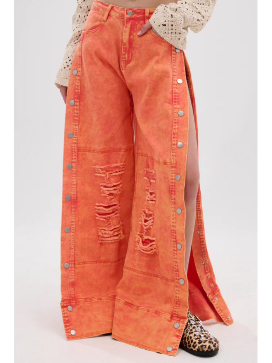 Side Slit Ripped Jeans