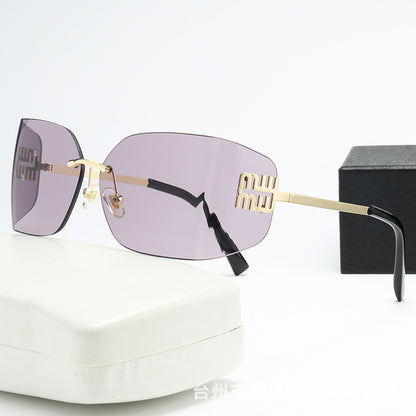 Fashion Wrap Around Frame Sunglasses