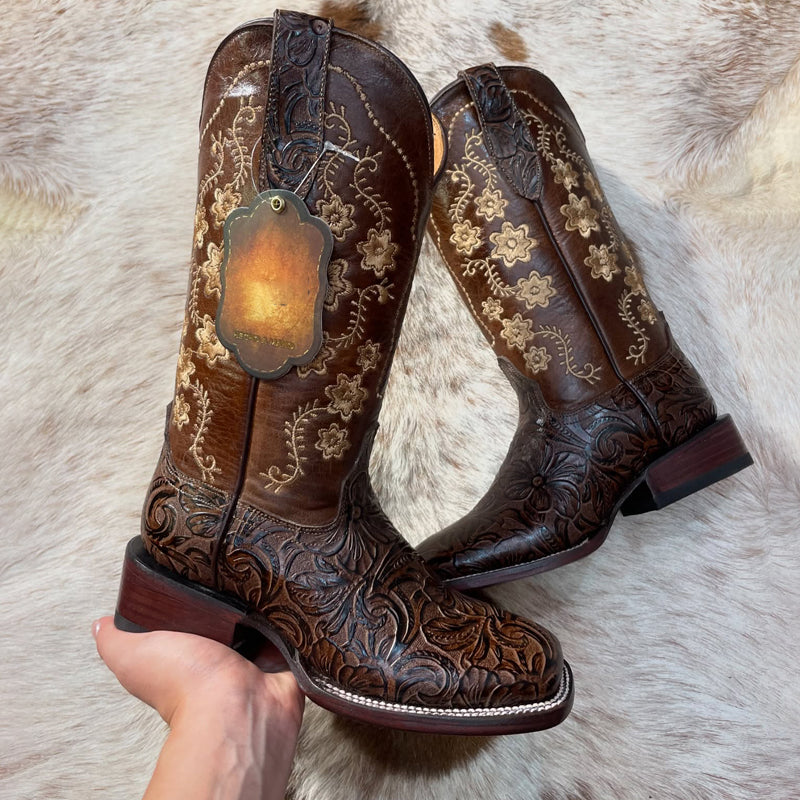 Embroidered Martin Boots Retro Western Cowboy Boots