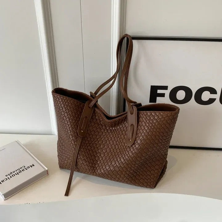 Woven Tote – Effortless Elegance, Every Day