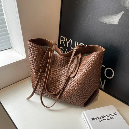 Woven Tote – Effortless Elegance, Every Day