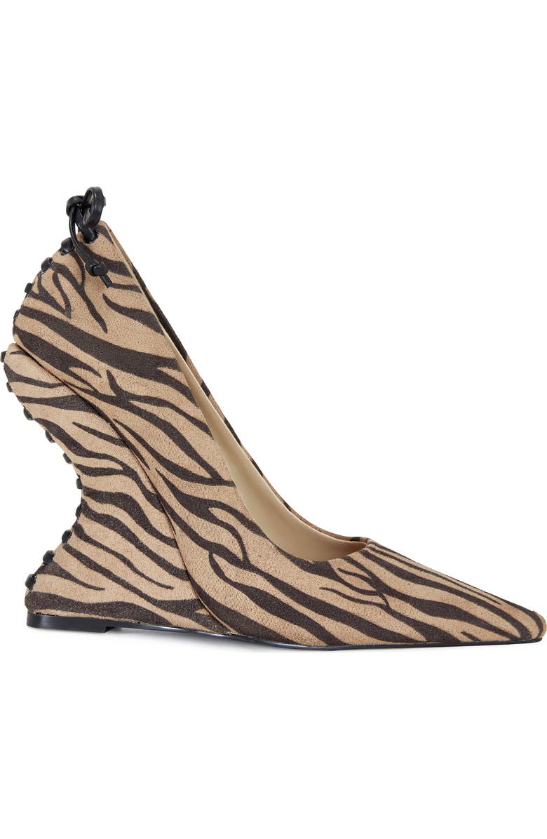 Pointed Toe Wedge Pump