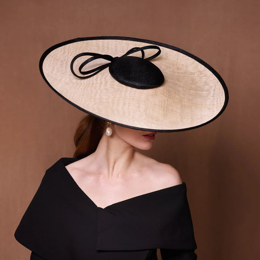 Large Natural Picture Hat With Black Edge And Twist