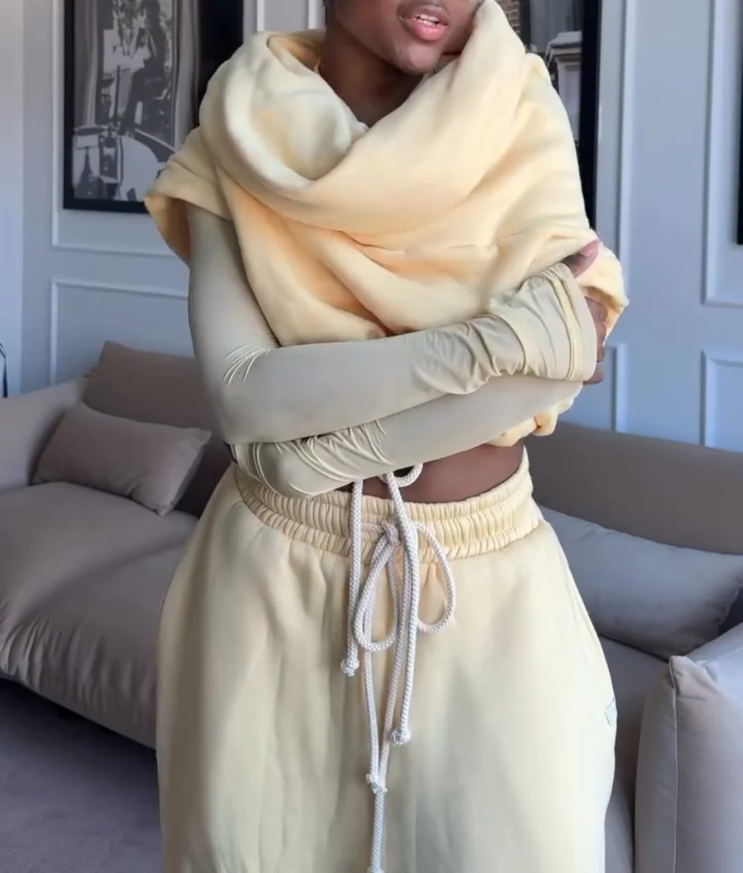 Cropped Hoodie Vest And Oversized Sweatpants