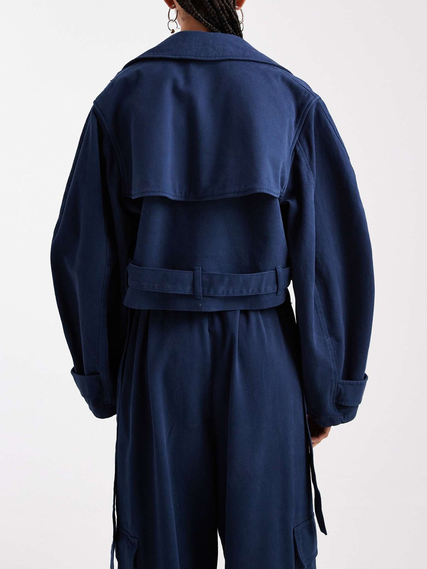 Navy Blue Tooling Modeling Suit