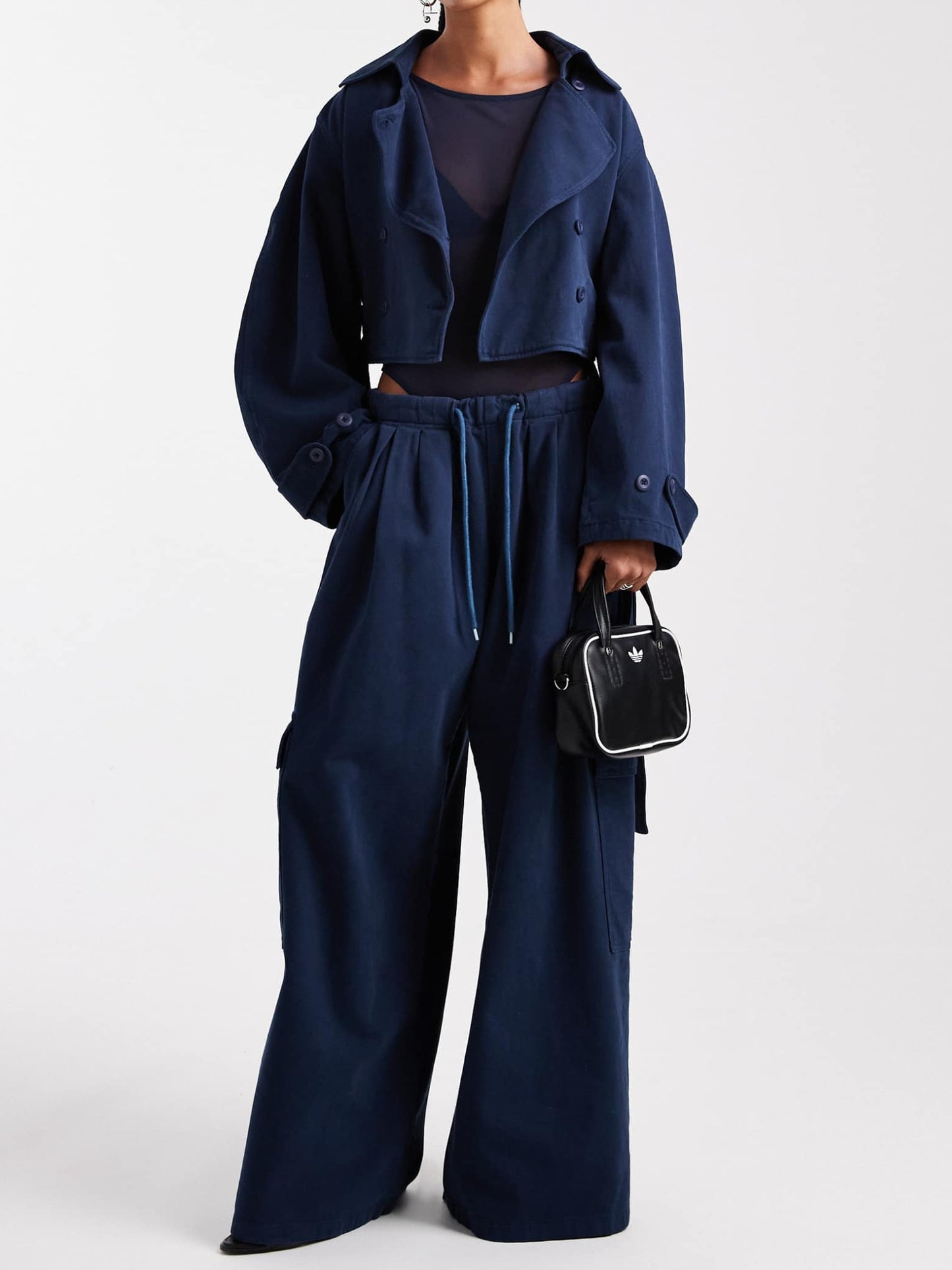 Navy Blue Tooling Modeling Suit