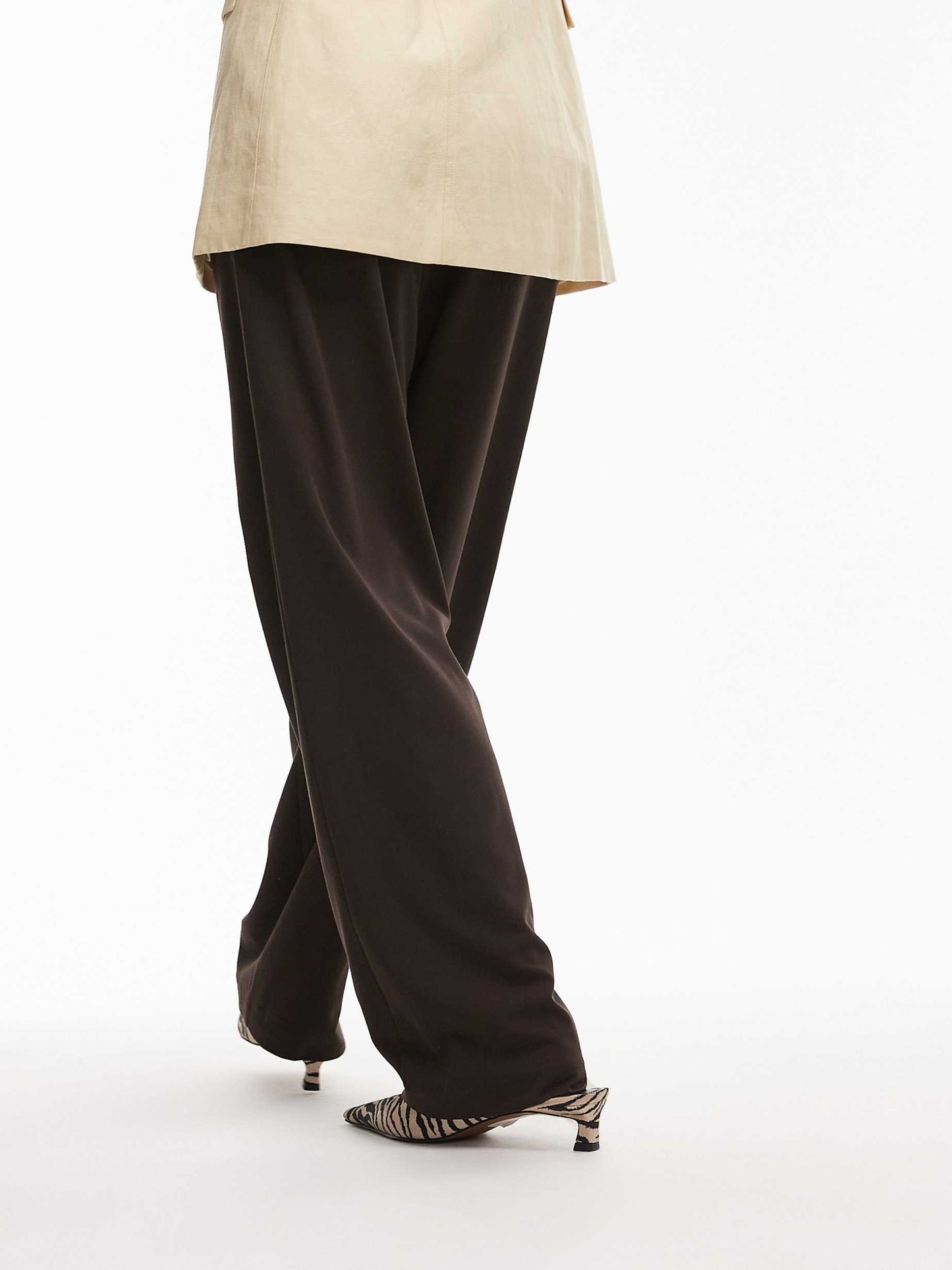 Tailored Wrap Waistband Wide Leg Trouser In Chocolate