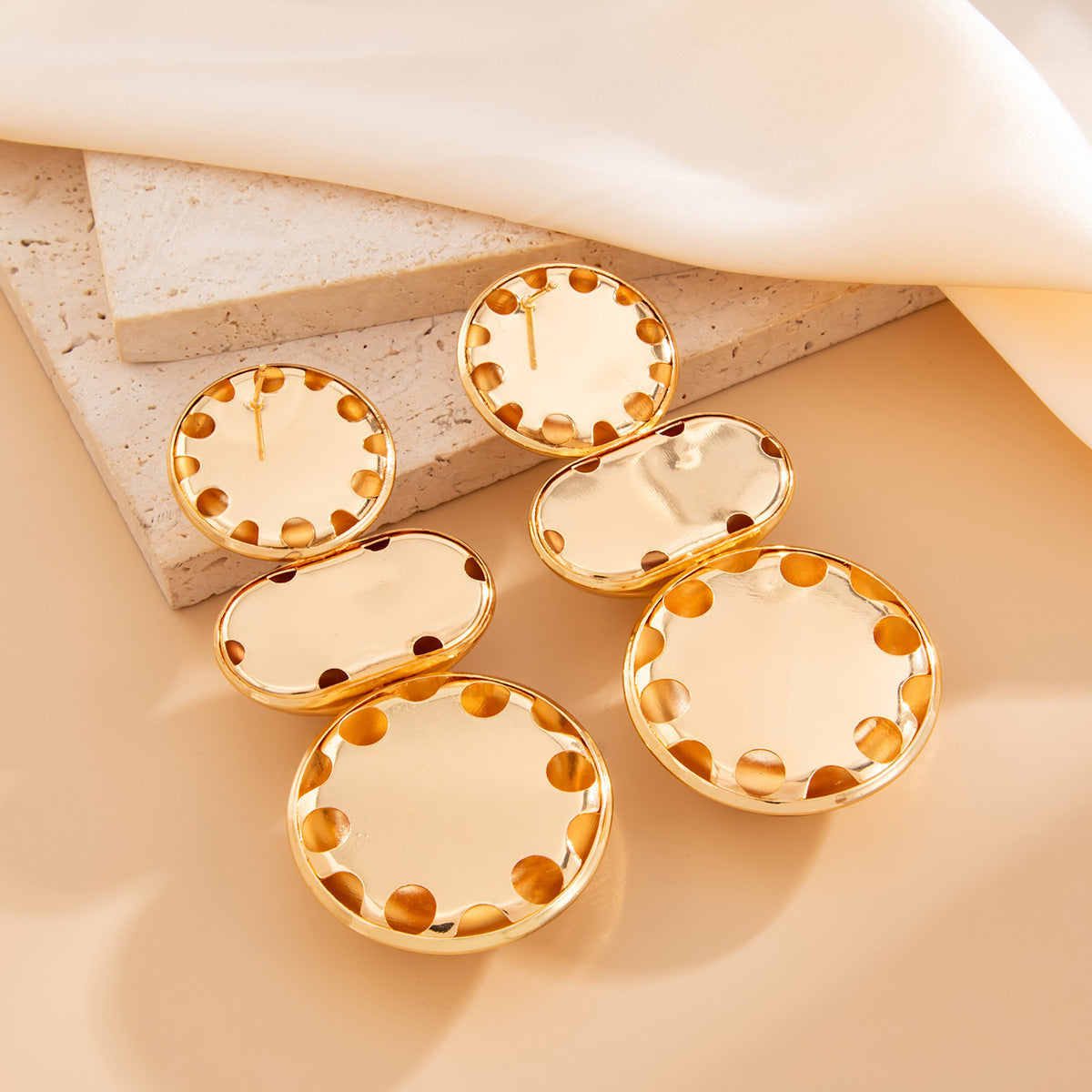 Big Bold Gold Tone CLIP ON Drop Earrings