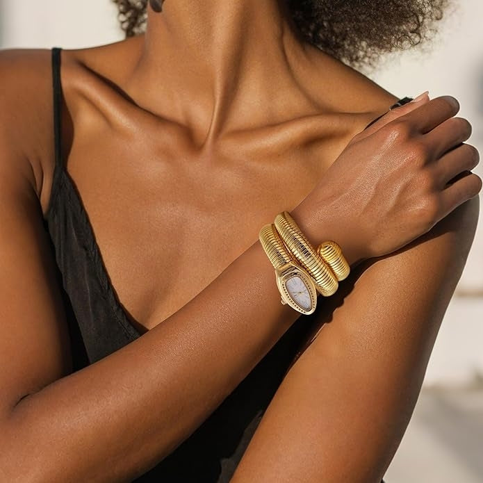 Dazzle Snake-shaped Steel Band Watch