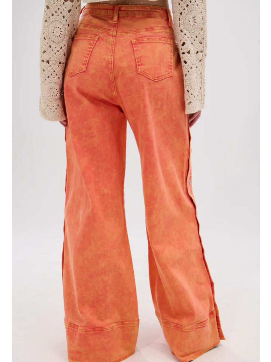 Side Slit Ripped Jeans